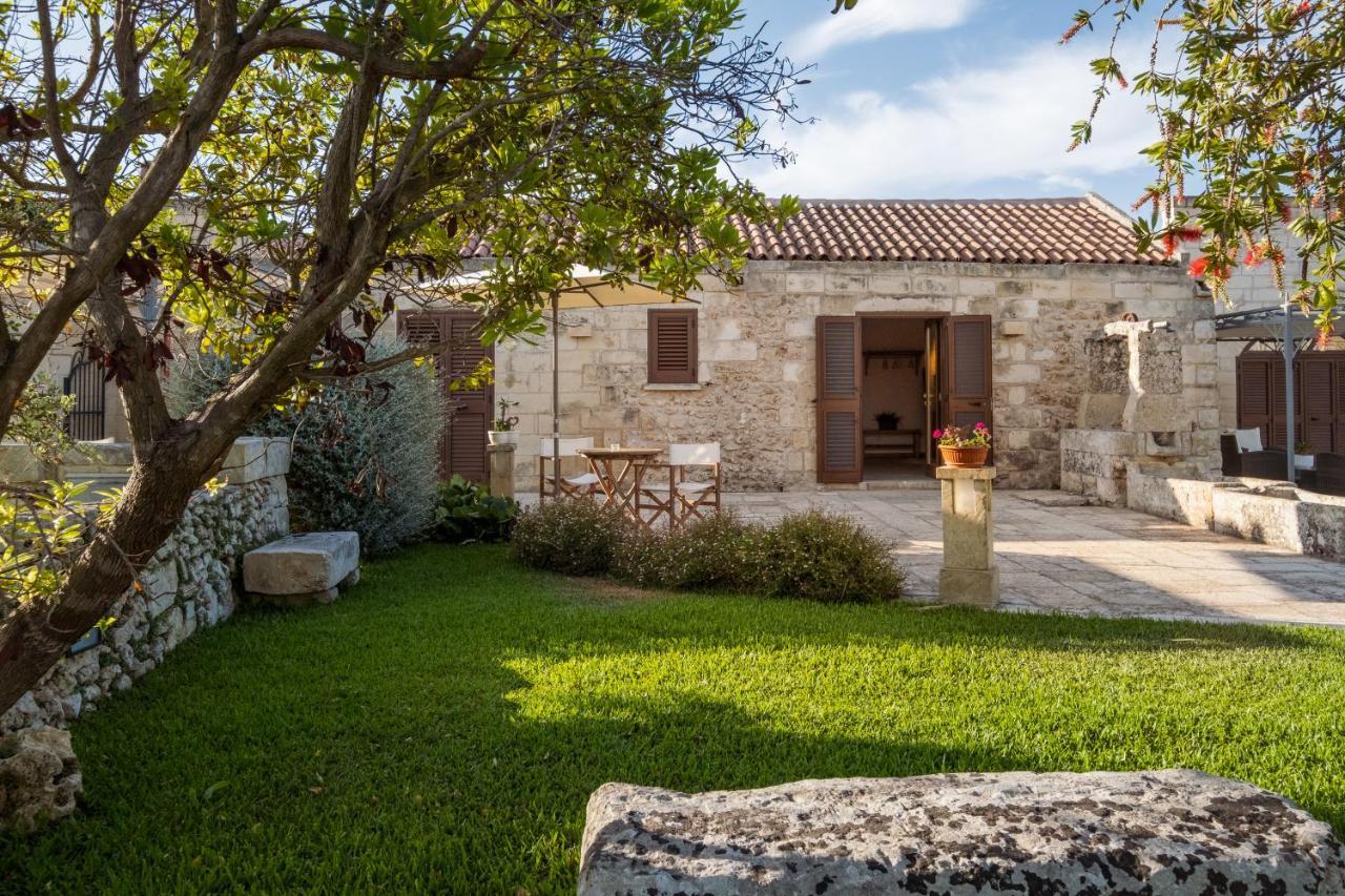 Agriturismo Masseria Costarella Borgagne Exterior foto