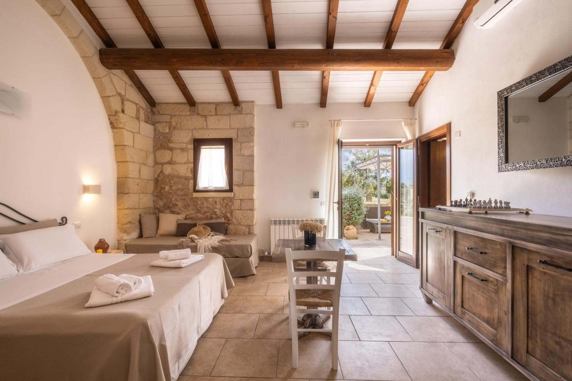 Agriturismo Masseria Costarella Borgagne Exterior foto