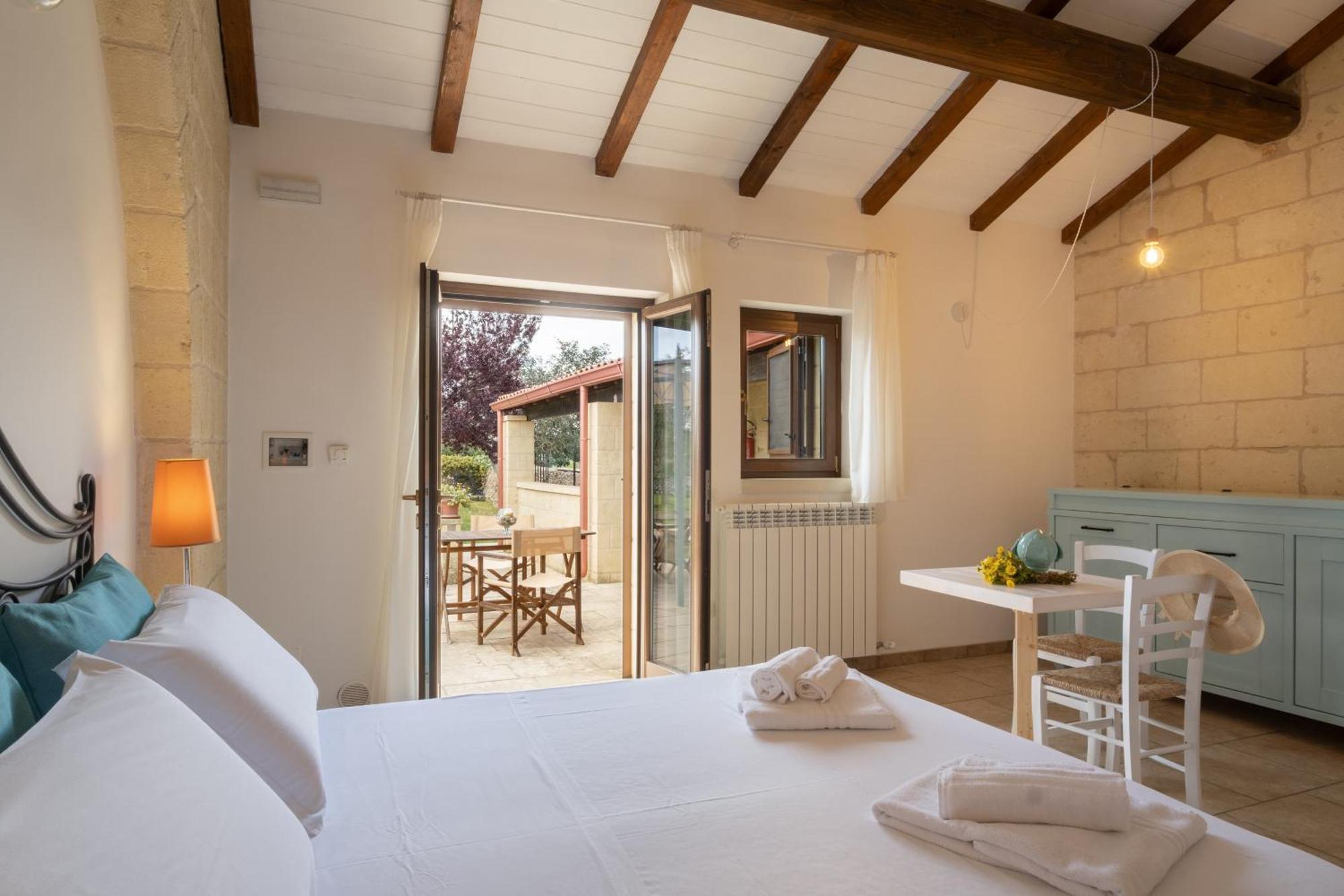 Agriturismo Masseria Costarella Borgagne Exterior foto