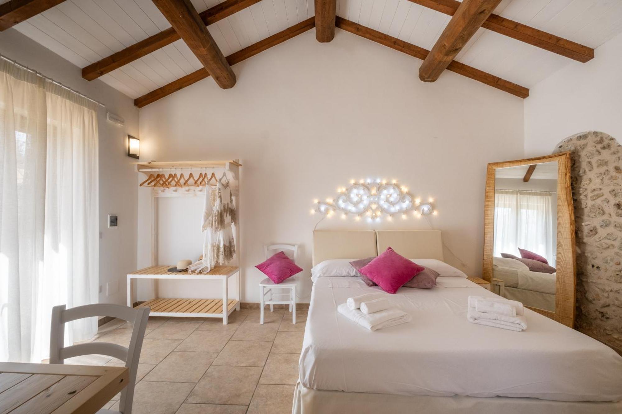 Agriturismo Masseria Costarella Borgagne Exterior foto